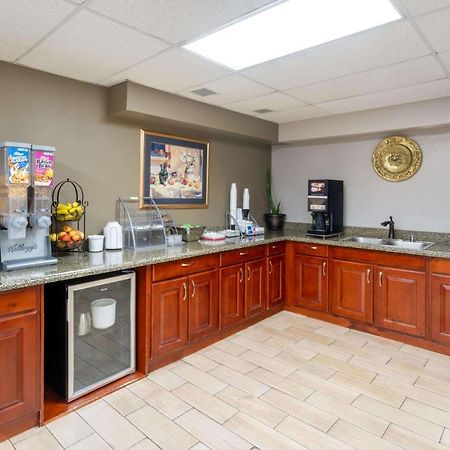 Super 8 By Wyndham Shepherdsville - Louisville South I65 Exteriör bild